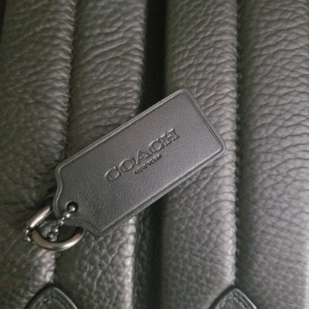 Coach back pack - Picture 3 of 5